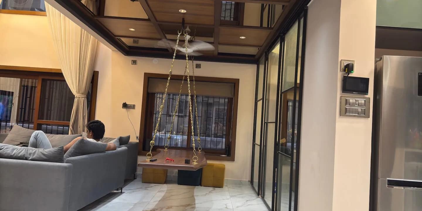 Home 12 lounge interior design